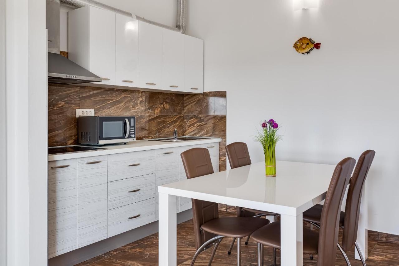 Apartman David S Bazenom Podusje Exterior foto